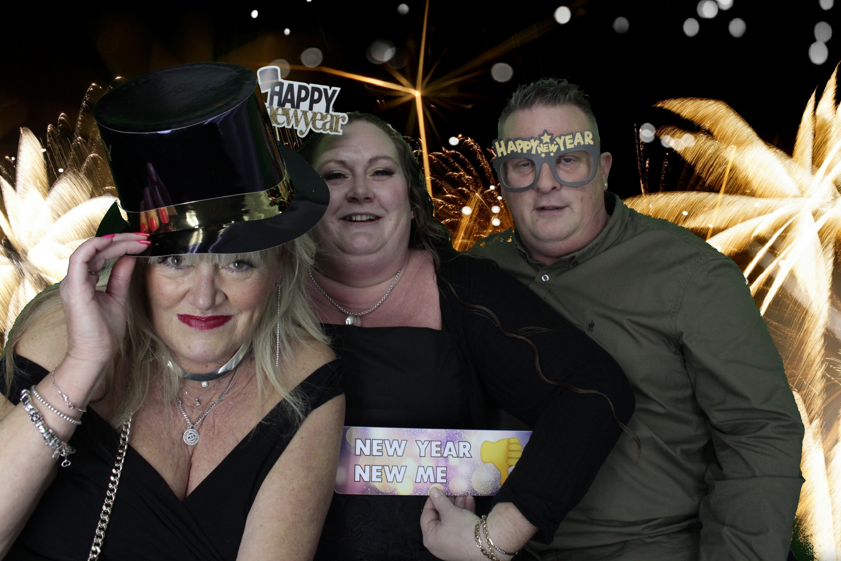 NYE Party | View more photos from the event at gallery.myphotoboothexperience.co.uk/u/MyPhotoBoothExperienceLtd/NYE-Party
